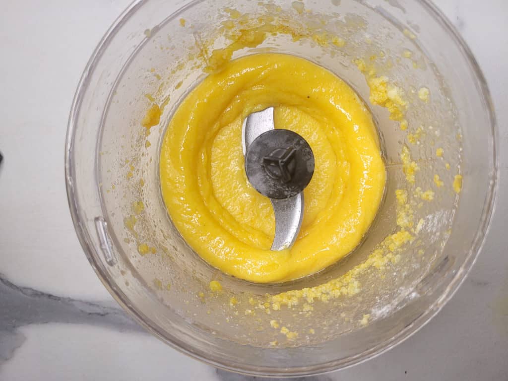 Food processor with filling