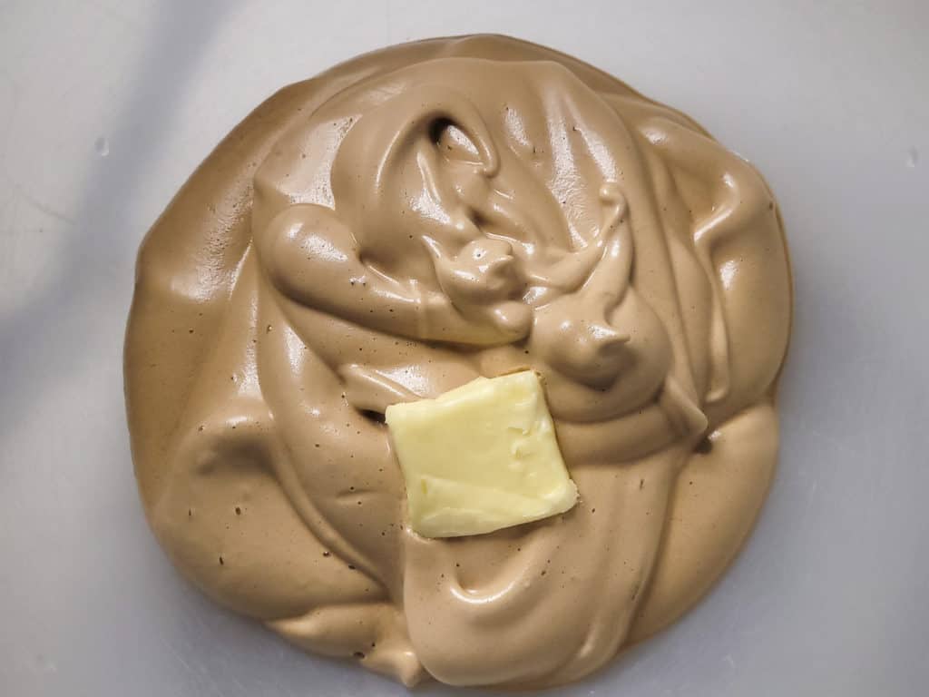 Buttercream filling with butter