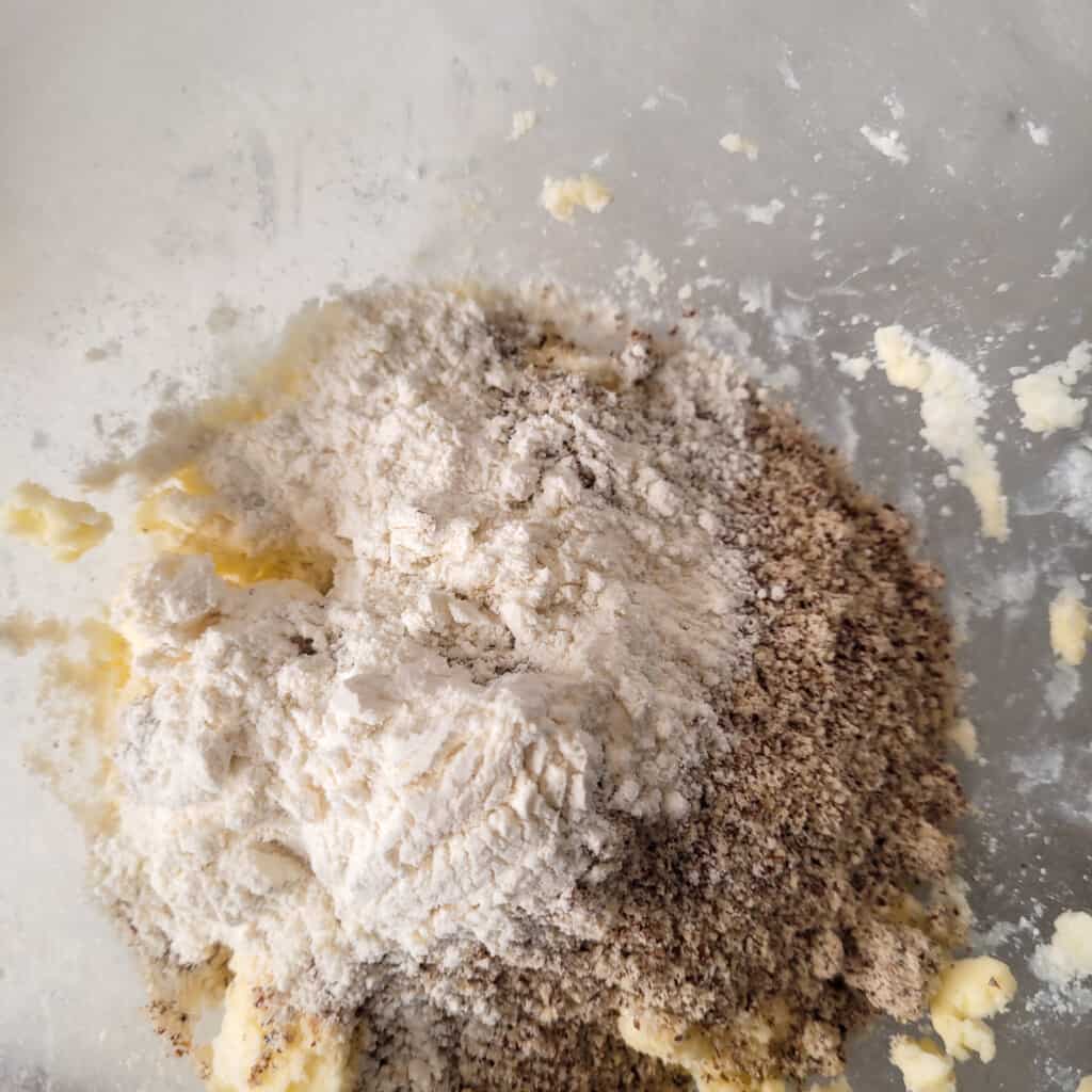 Almond flour and all purposed flour with creamed sugar