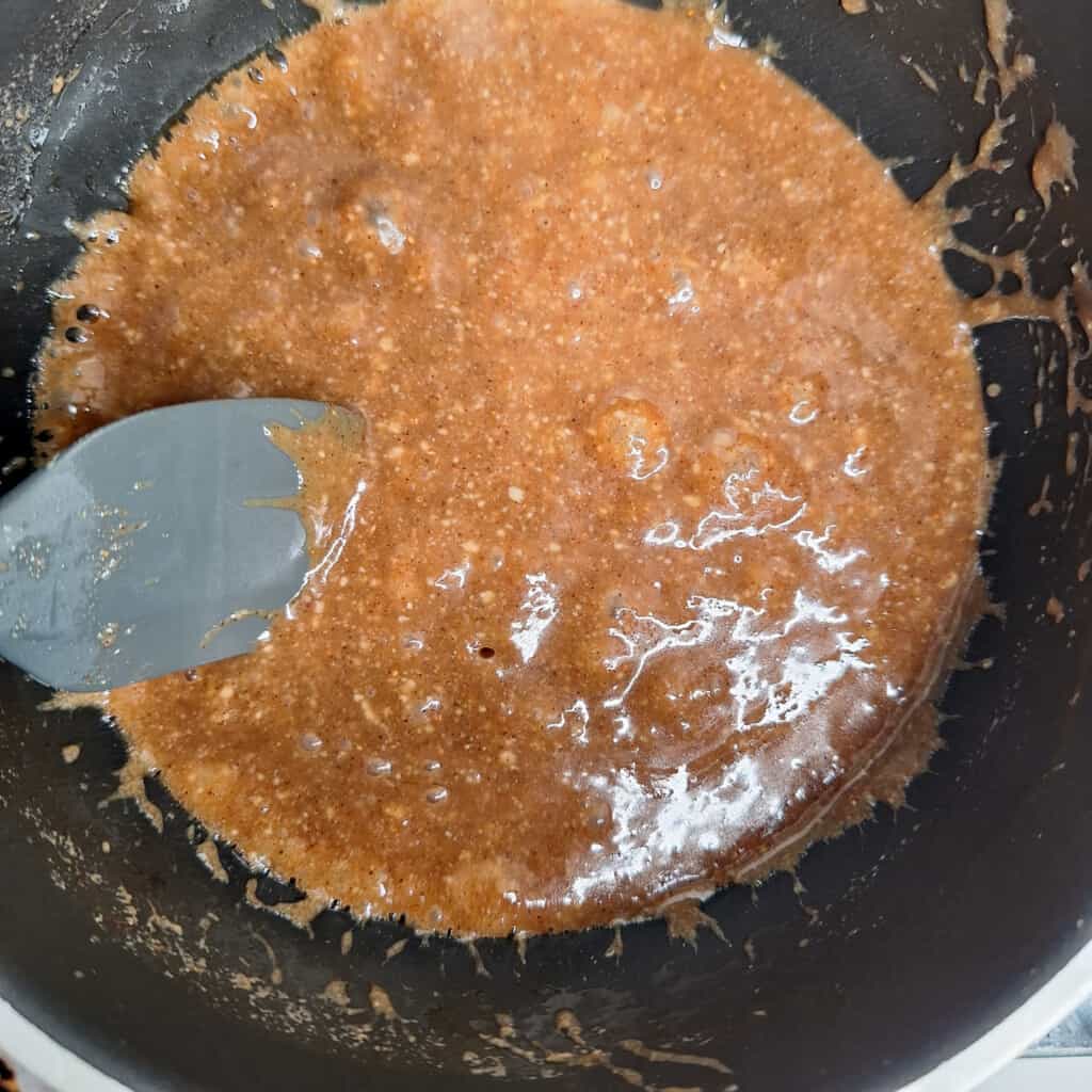 Caramel in a pot